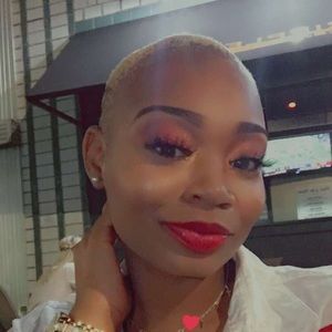 Meet your Posher, Ashanti